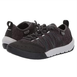 NEW Chaco Torrent Pro Hiking Water Shoes Black Women 7